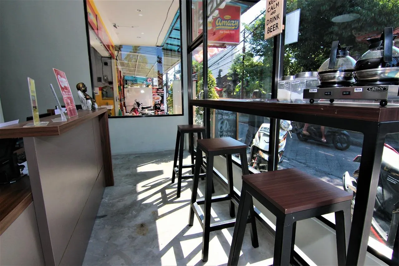 Zen Hostel Jalan Patimura Legian 0*, Legian (Bali)