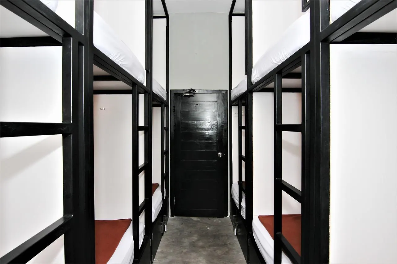 Zen Hostel Jalan Patimura Legian